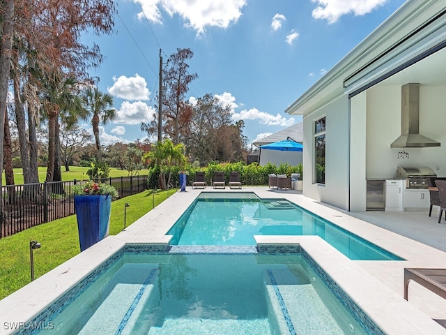 view of pool featuring grilling area, area for grilling, a patio, an in ground hot tub, and a lawn