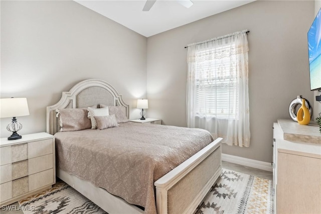 bedroom with ceiling fan