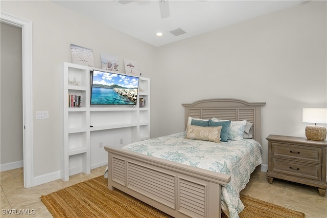 bedroom featuring ceiling fan