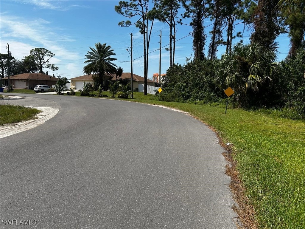 2924 Wallace Ave S, Lehigh Acres, FL 33973