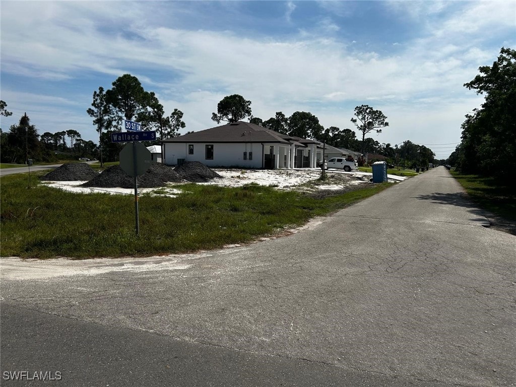 2924 Wallace Ave S, Lehigh Acres, FL 33973
