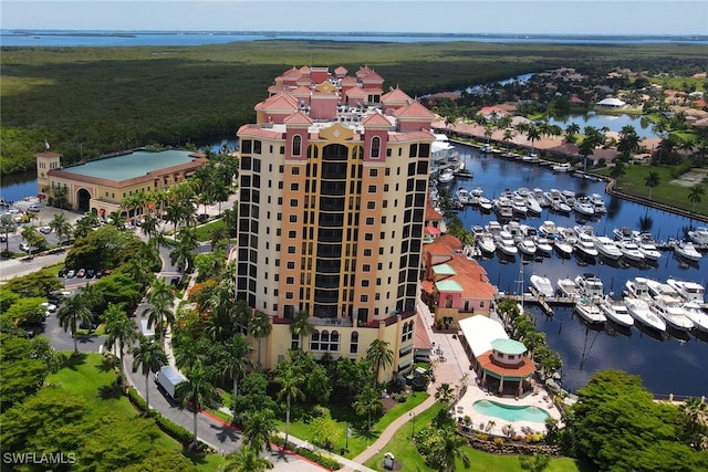 bird's eye view with a water view