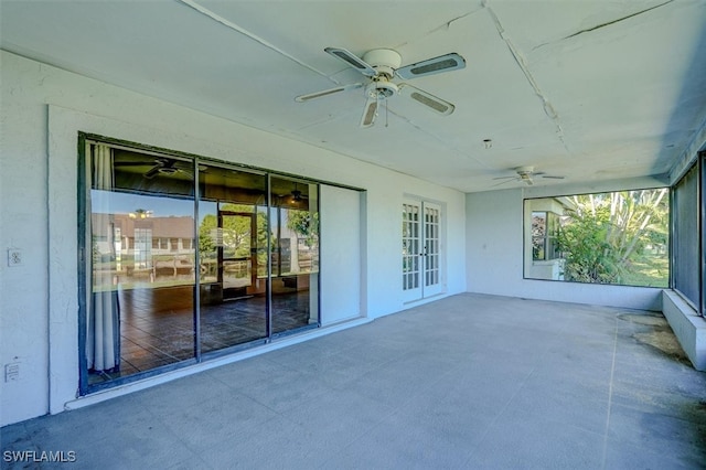 view of patio with ceiling fan