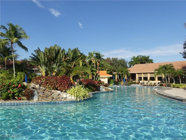 2365 Hidden Lake Ct Unit 8001, Naples, FL 34112 - view of community pool