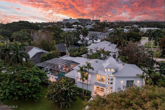 view of aerial view at dusk