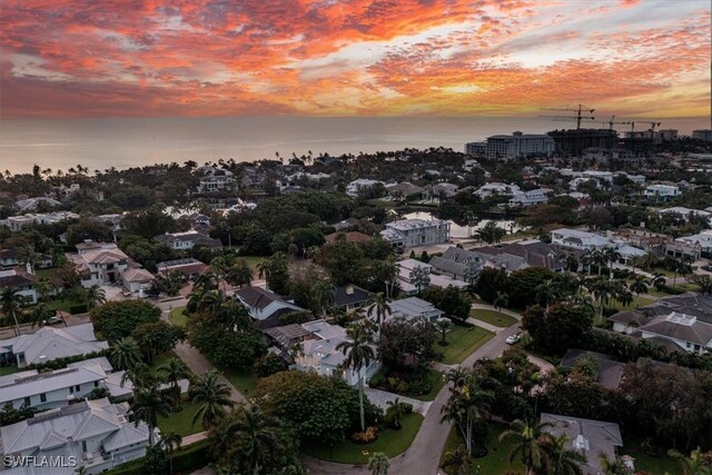 view of aerial view at dusk