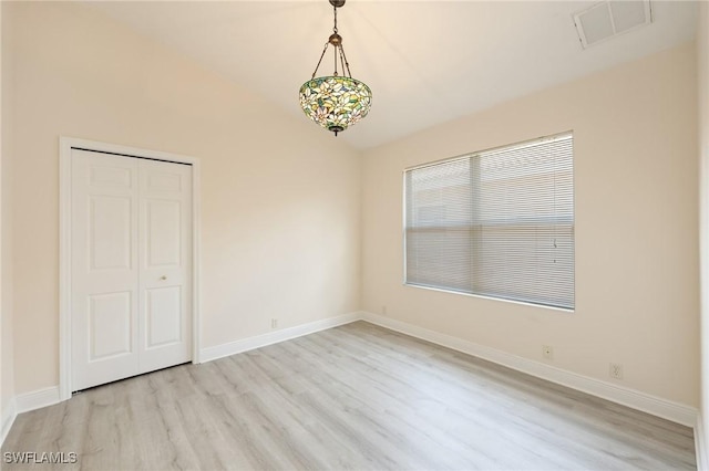 empty room featuring light hardwood / wood-style flooring