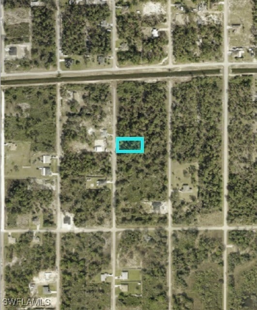 Listing photo 2 for 1512 Acacia Ave, Lehigh Acres FL 33972