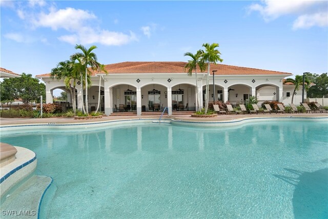 view of swimming pool featuring a patio