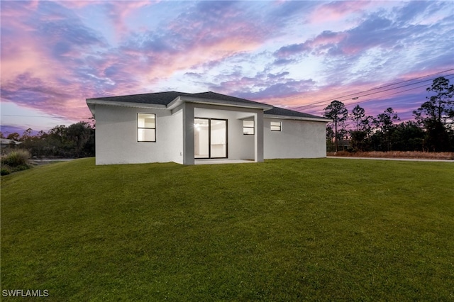 exterior space featuring a yard