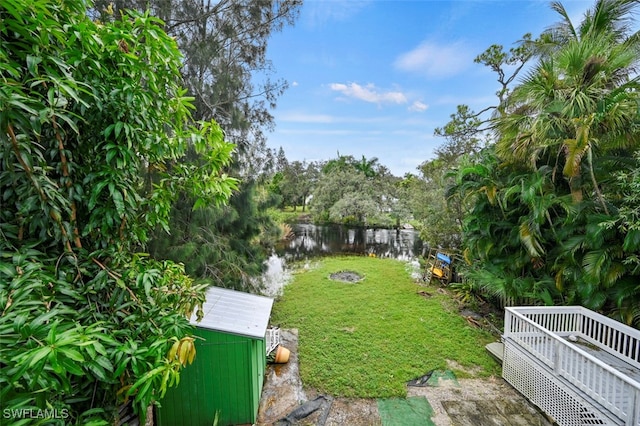 view of yard with a water view