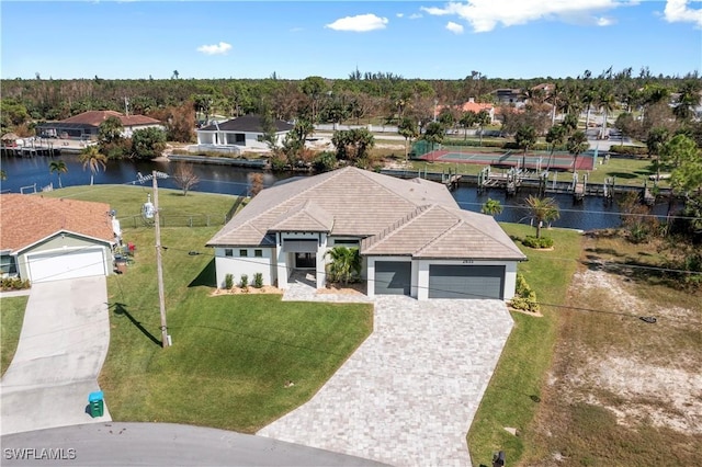 bird's eye view with a water view