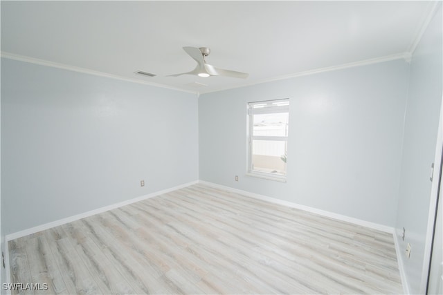 unfurnished room featuring ornamental molding, light hardwood / wood-style flooring, and ceiling fan