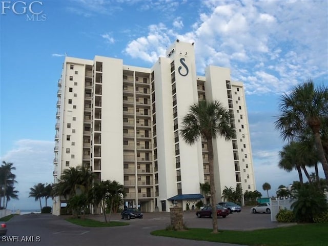 view of building exterior