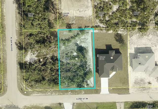 Listing photo 2 for 3216 62nd St W, Lehigh Acres FL 33971