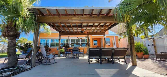 view of patio with ceiling fan