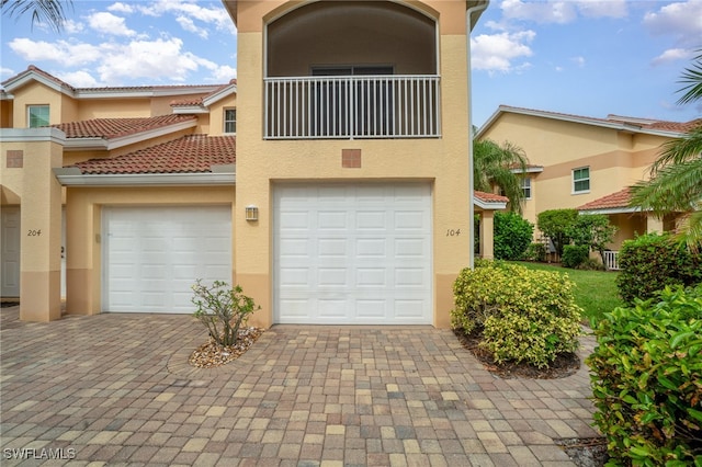 view of front of house with a garage