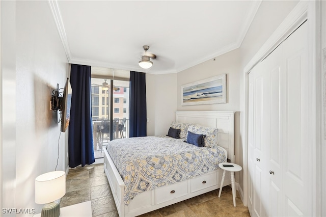 bedroom with access to outside, crown molding, a closet, and ceiling fan