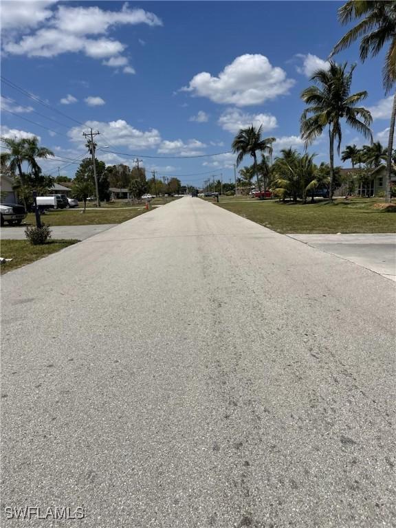 1734 Coral Point Dr, Cape Coral, FL 33990