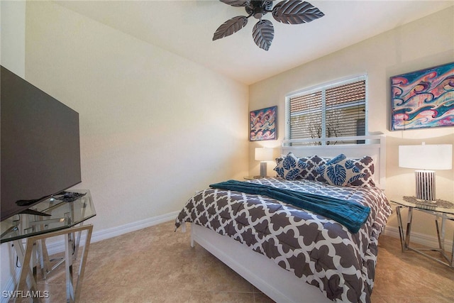 bedroom featuring ceiling fan