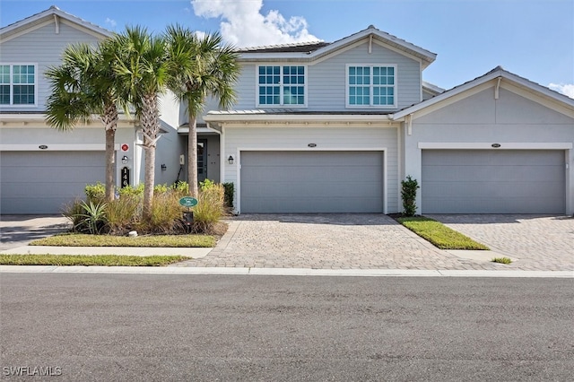 view of front of property featuring a garage