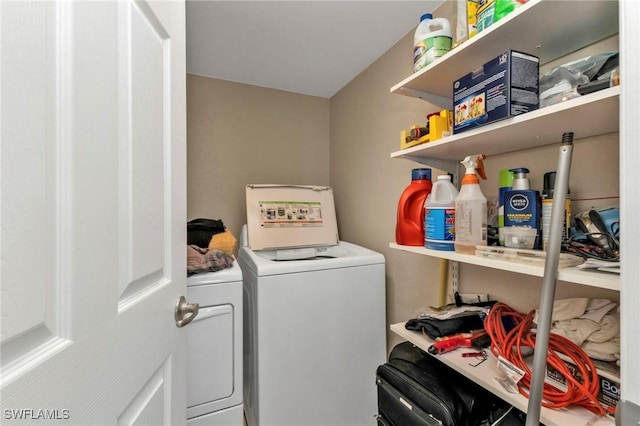 laundry room with laundry area and washer and dryer