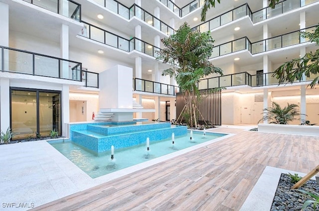 4031 Gulf Shore Blvd N Unit 8E, Naples, FL 34103 - view of community pool