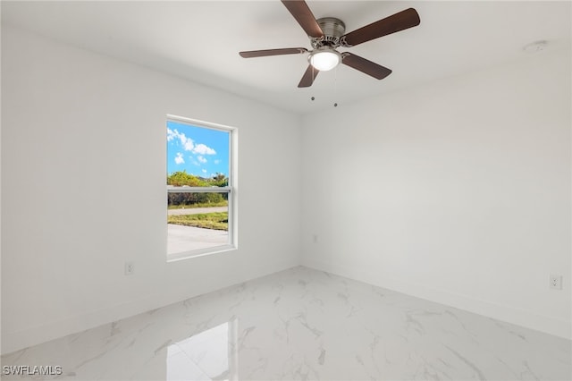 empty room with ceiling fan