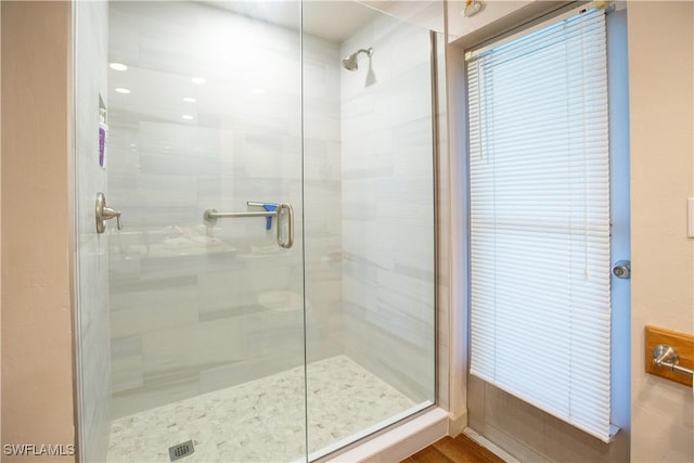 207 SE 20th Pl, Cape Coral, FL 33990 - full bathroom featuring a stall shower