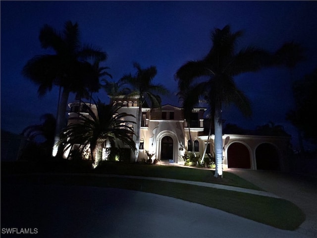 view of mediterranean / spanish-style house