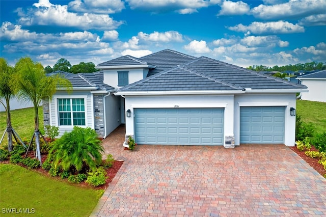 view of front of house featuring a garage