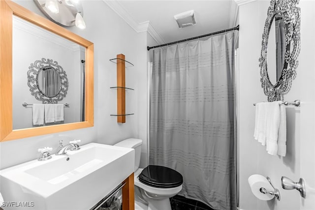 bathroom with toilet, ornamental molding, a shower with curtain, and vanity