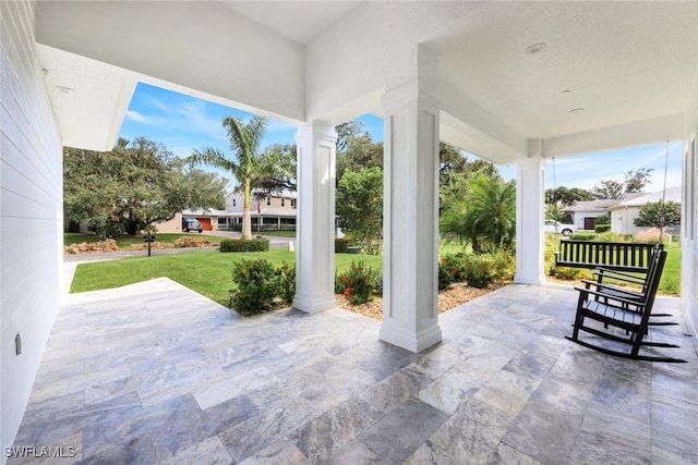 view of patio / terrace with covered porch