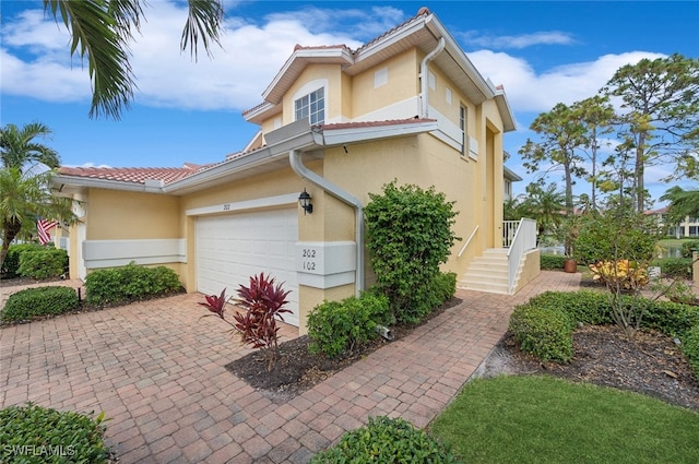 view of front of house with a garage