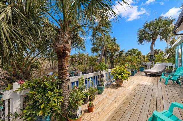 838-840 Rabbit Rd, Sanibel, FL 33957 - view of deck