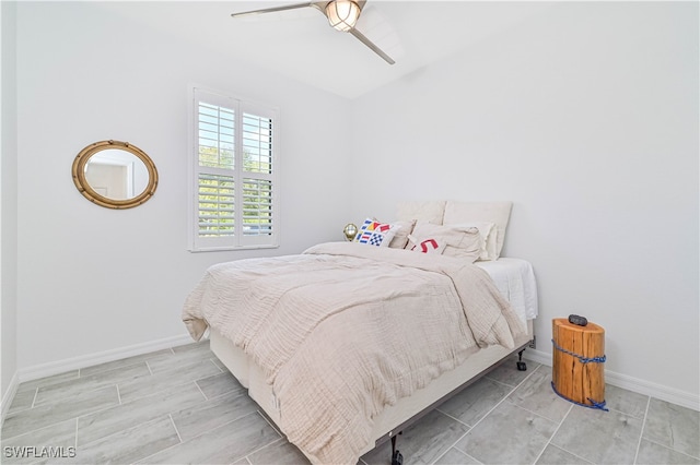 bedroom featuring ceiling fan