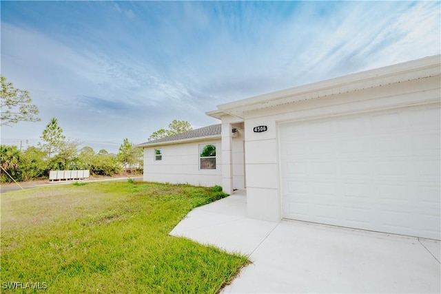 exterior space with a lawn