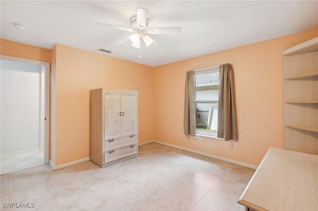 unfurnished bedroom with ceiling fan