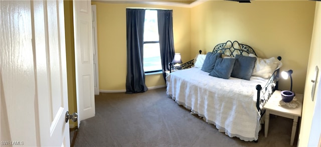 bedroom featuring carpet floors