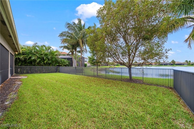 view of yard featuring a water view