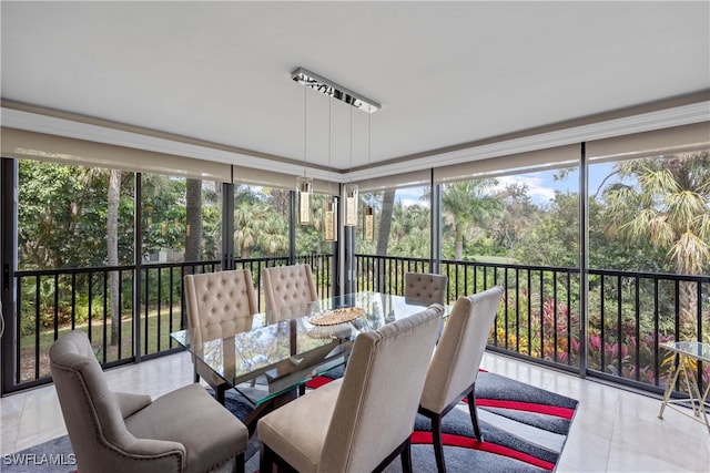 view of sunroom / solarium