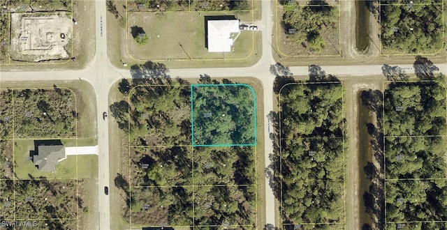 Listing photo 2 for 448 Lambda Ave S, Lehigh Acres FL 33974