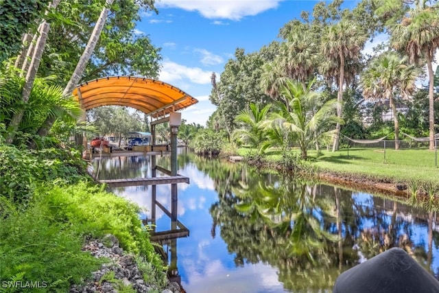 dock area featuring a water view