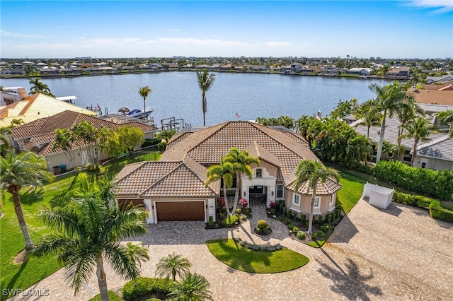 bird's eye view featuring a water view