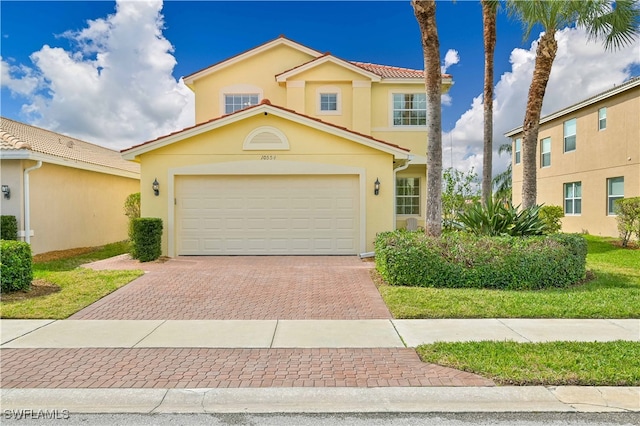 view of front facade with a garage