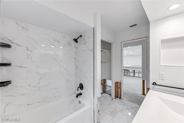 2472 Harbor Rd, Naples, FL 34104 - full bath with bathing tub / shower combination