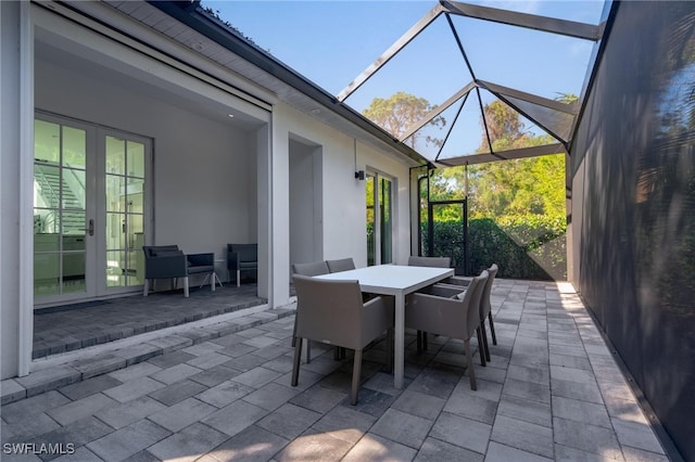 sunroom with a healthy amount of sunlight