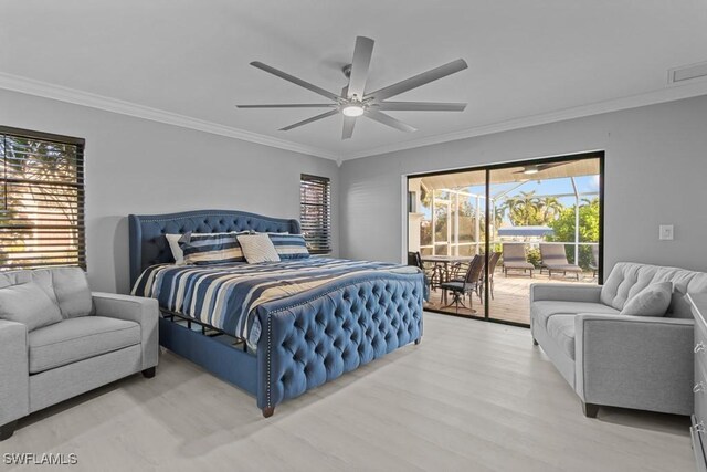 bedroom featuring access to outside, light hardwood / wood-style flooring, ceiling fan, and ornamental molding