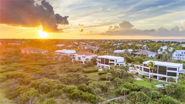 view of aerial view at dusk