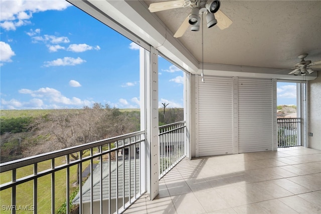 balcony with ceiling fan